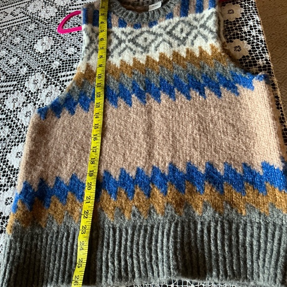 NWOT Ichi Designer Sleeveless Knitted Jumper - Size Small/Medium - Picture 3 of 7